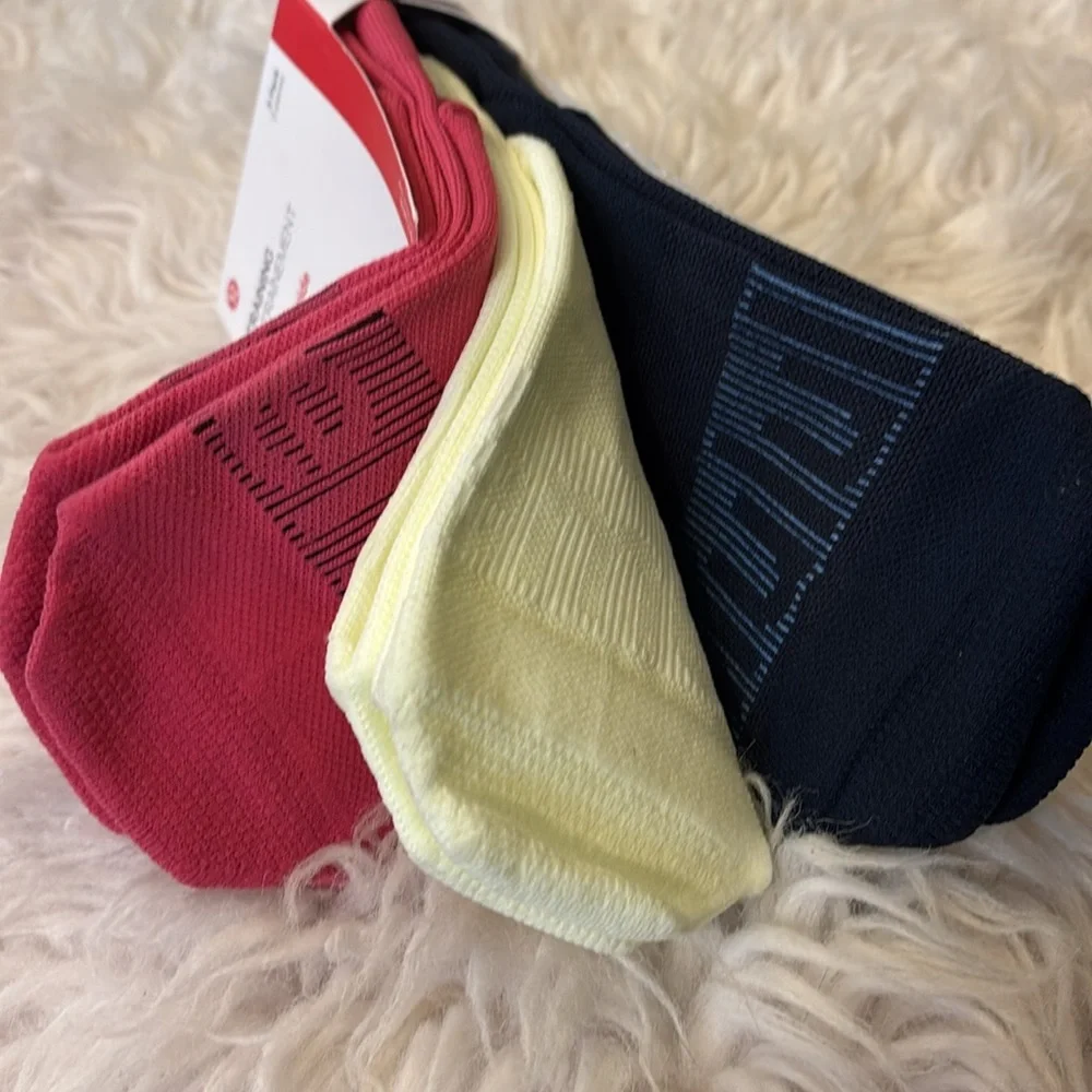 Lululemon Power Stride Socks, RBCO/ELIX/TRNV, Size Medium